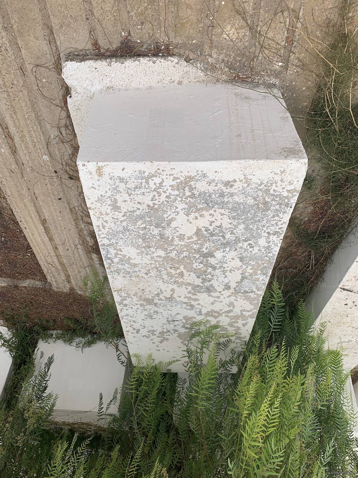 Tombe sans nom